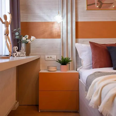 Sweet Blossom - Lovely 1Br Apt In The City Center Bucharest Exterior photo